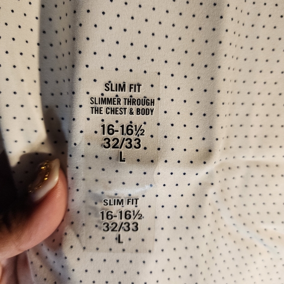 Van Huesen Button Down - Picture 5 of 6